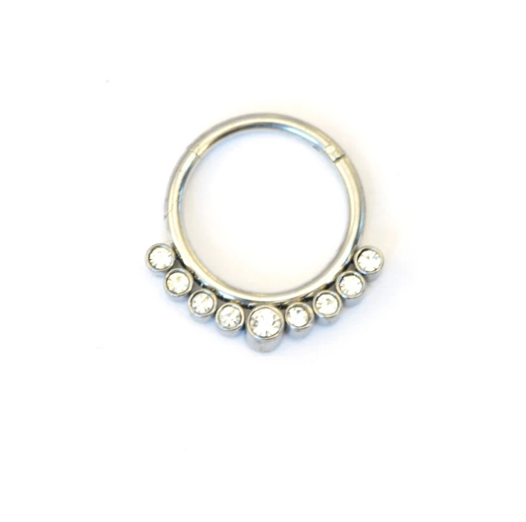 Anneau piercing clicker avec strass