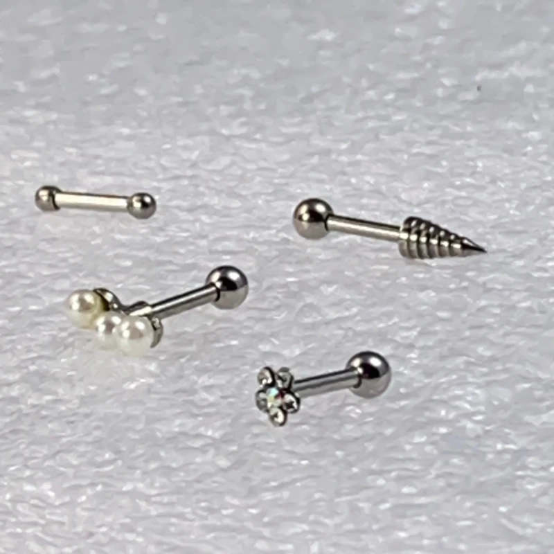 Bijoux microbarres piercing oreille