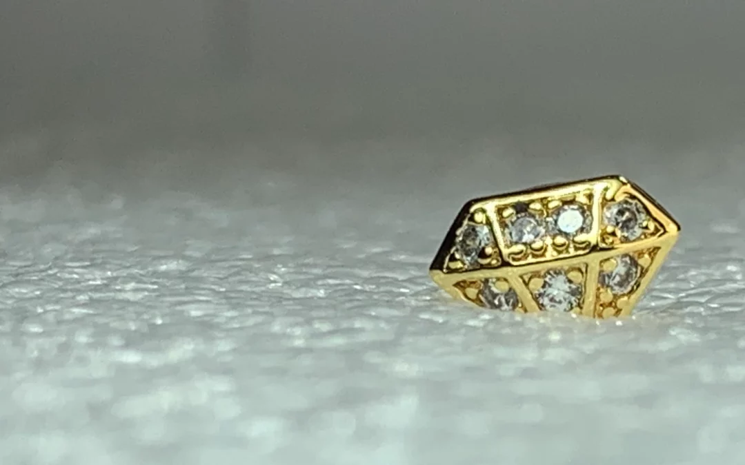 Comment nettoyer, désinfecter et ranger vos bijoux piercing?