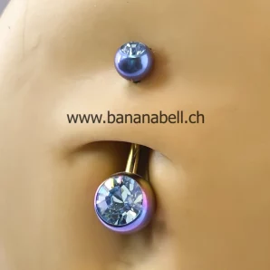 Piercing médical nombril titane caméléon double strass bleu jean